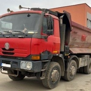 foto 8x8 dumper Tatra tipper Terrno