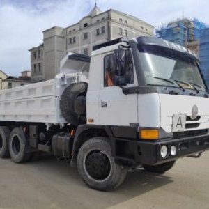 foto RENEWED 6x6 tipper Tatra Terrno