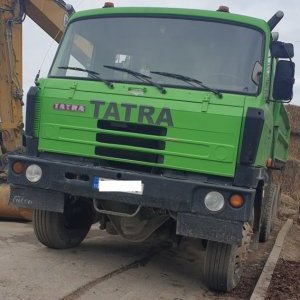 foto 6x6 tipper Tatra T815
